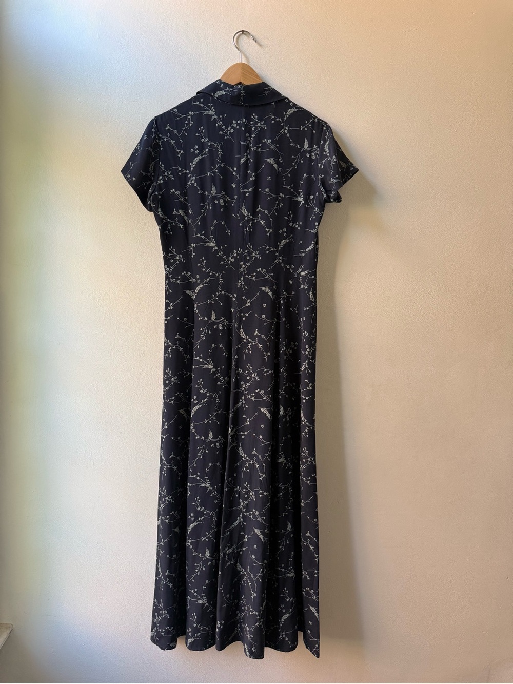 Lauren Ralph Lauren 100% Silk Navy Floral Button-Down Maxi Shirt Dress - Picture 6 of 6